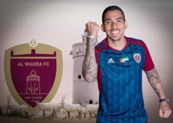 Allan joga no Al-Wahda, dos Emirados Árabes