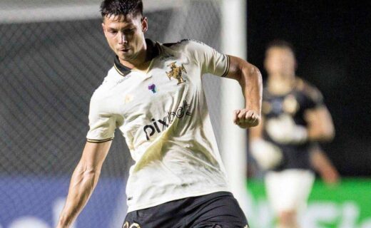 Capasso em ação pelo Vasco contra o Bangu