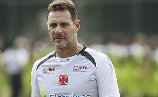 Carlos Germano era preparador de goleiros do Vasco em 2013