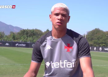 Cauan Barros retorna ao Vasco: “Abracei o projeto”