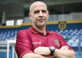 Daniel Neri, técnico do Madureira