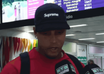 David, novo reforço do Vasco, desembarca no Rio de Janeiro