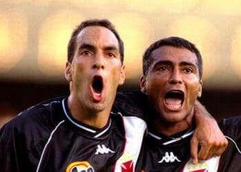 Há 25 anos, o Vasco conquistava uma vitória emblemática sobre o Manchester United, vencendo por 3 a 1 no Mundial, com grandes atuações de Edmundo e Romário. Reviva esse momento!