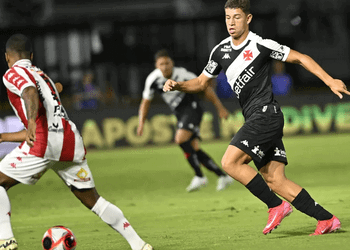 VASCO E BANGU TERMINAM PARTIDA EM SÃO JANUÁRIO COM EMPATE: 0 A 0