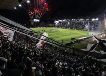 Vasco não se depara com um time estrangeiro em São Januário desde 2020, ano em que foi derrotado pelo Defensa y Justicia.