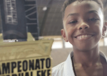 Karate: Vascaínos garantem 6 medalhas, incluindo 2 de ouro, na Classificatória 3 do Estadual