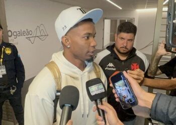 Ao chegar no Rio, Thiago Mendes elogia Fernando Diniz e menciona que ainda não está totalmente recuperado.