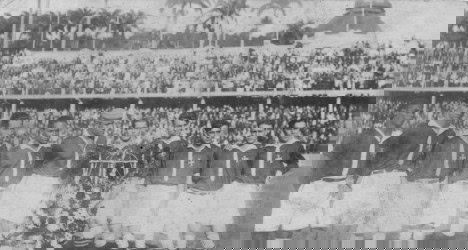 Jogadores do Vasco em time clássico.