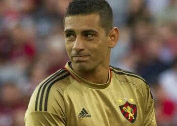 Diego Souza em ação pelo Sport