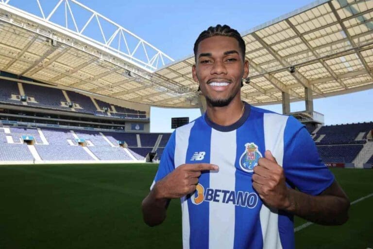 Eric Pimentel é anunciado pelo Porto