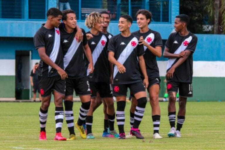 Jogadores do Sub-17 do Vasco da Gama