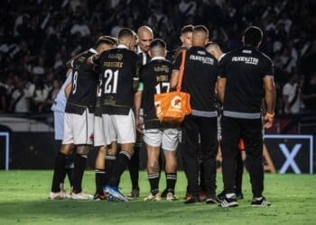Jogadores do Vasco em São Januário