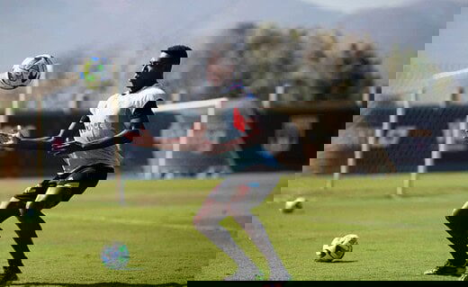 Léo em treino do Vasco