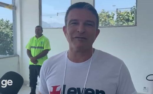 Leven Siano vota na eleição do Vasco