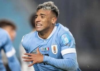 Luciano Rodríguez pela Seleção Uruguaia