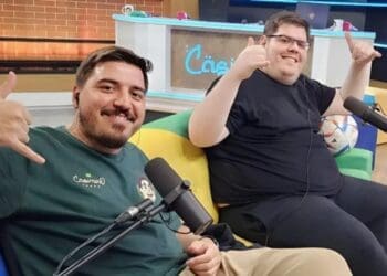 Luis Felipe Freitas, narrador da CazéTV, e Casimiro