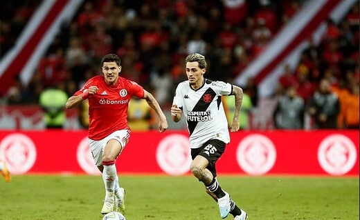 Marlon Gomes em jogo contra o Internacional