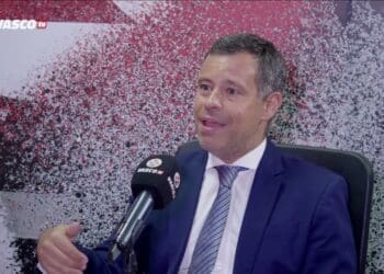 Renato Brito Neto, 2º vice-presidente geral do Vasco, afirma que não é viável erguer um estádio em outra locação que tenha o mesmo potencial construtivo que São Januário; confira.