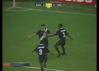 Em 1995, o Vasco fez sua estreia no Campeonato Brasileiro ao vencer o Santos por 5 a 3 na Vila Belmiro; assista aos vídeos.