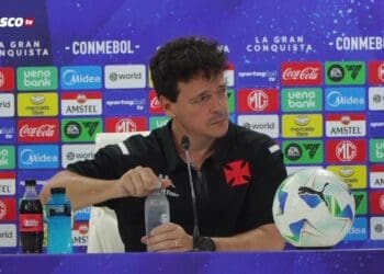 Veja a entrevista coletiva completa de Fernando Diniz após Lanús 1 x 0 Vasco.
