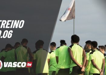 Philippe Coutinho participou do treinamento habitual nesta segunda-feira no CT; confira o vídeo