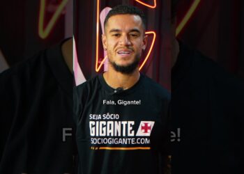 Philippe Coutinho registra mensagem em vídeo para os sócios do Vasco; confira.