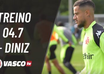VascoTV exibe clipes do treino de sexta-feira e conversa com Fernando Diniz; assista ao vídeo