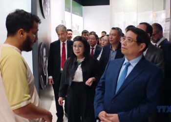 Imagens registram a visita do primeiro-ministro do Vietnã a São Januário; confira!