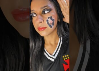 Influenciadora executa maquiagem inspirada no Vasco; assista ao vídeo