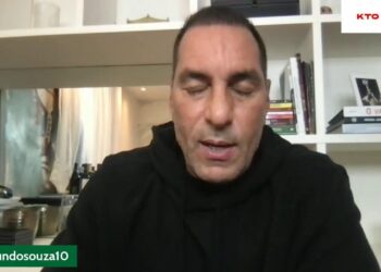 Edmundo comenta sobre a atuação de Fernando Diniz no Vasco; assista ao vídeo