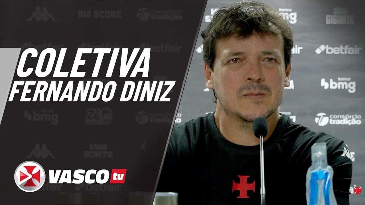 Fernando Diniz durante coletiva de imprensa no Vasco.