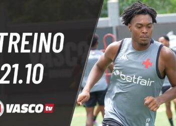 Treinamento do Vasco, jogador treinando.