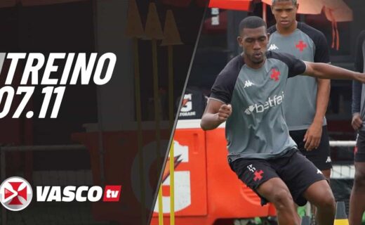 Treinamento do Vasco, jogadores em ação.