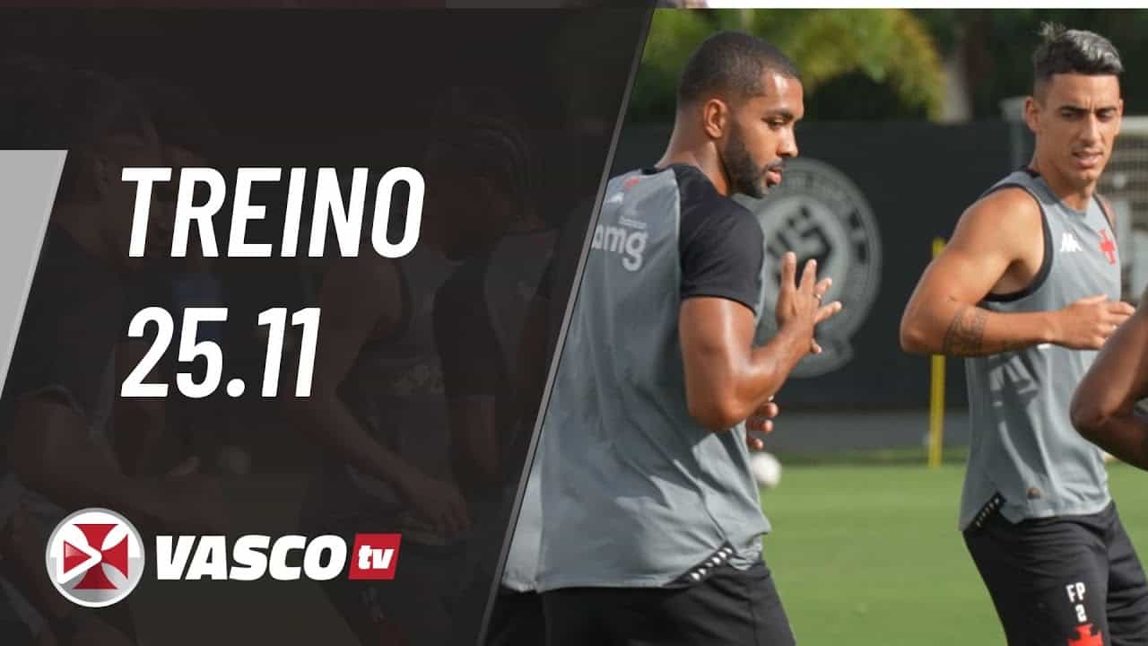 Treinamento do Vasco, jogadores em campo.