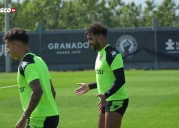 Assista ao vídeo com os melhores momentos do treino do Vasco nesta sexta-feira exibidos na VascoTV