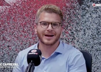 Confira o vídeo 14 da VascoTV, onde o VP jurídico Felipe Carregal responde às perguntas dos torcedores sobre a reestruturação do Vasco.