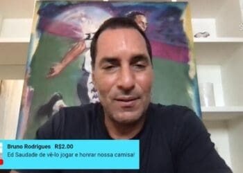 Edmundo analisa o confronto entre Vasco e Atlético-GO; assista ao vídeo.