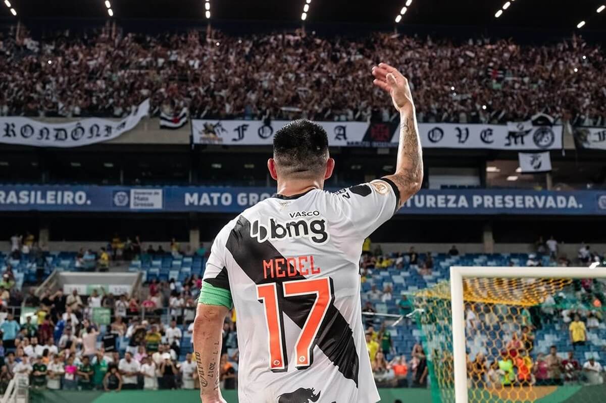 Medel em Cuiabá x Vasco