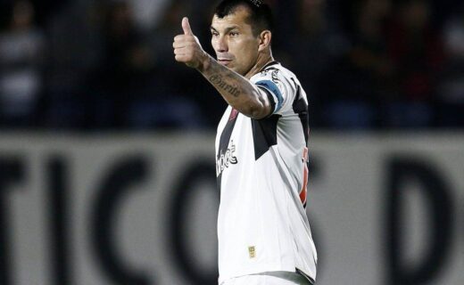 Medel em Red Bull Bragantino x Vasco