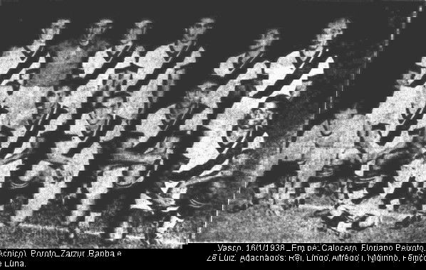 Estreia da camisa branca com faixa preta, 1938