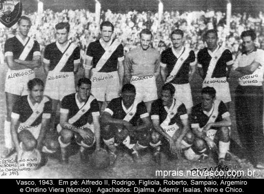 Estreia da camisa preta com faixa branca, 1943