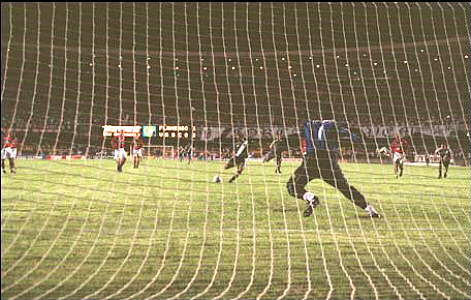 Mais um gol de Romário no 5x1