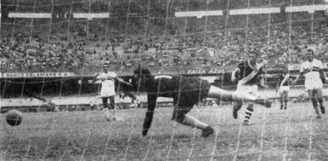 Pinga decide Vasco 2×1 São Paulo na final do Rivadavia, 1953
