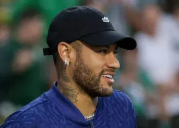 Neymar assegura que estará 100% preparado para a estreia no Brasileiro, marcada para o dia 30, frente ao Vasco.