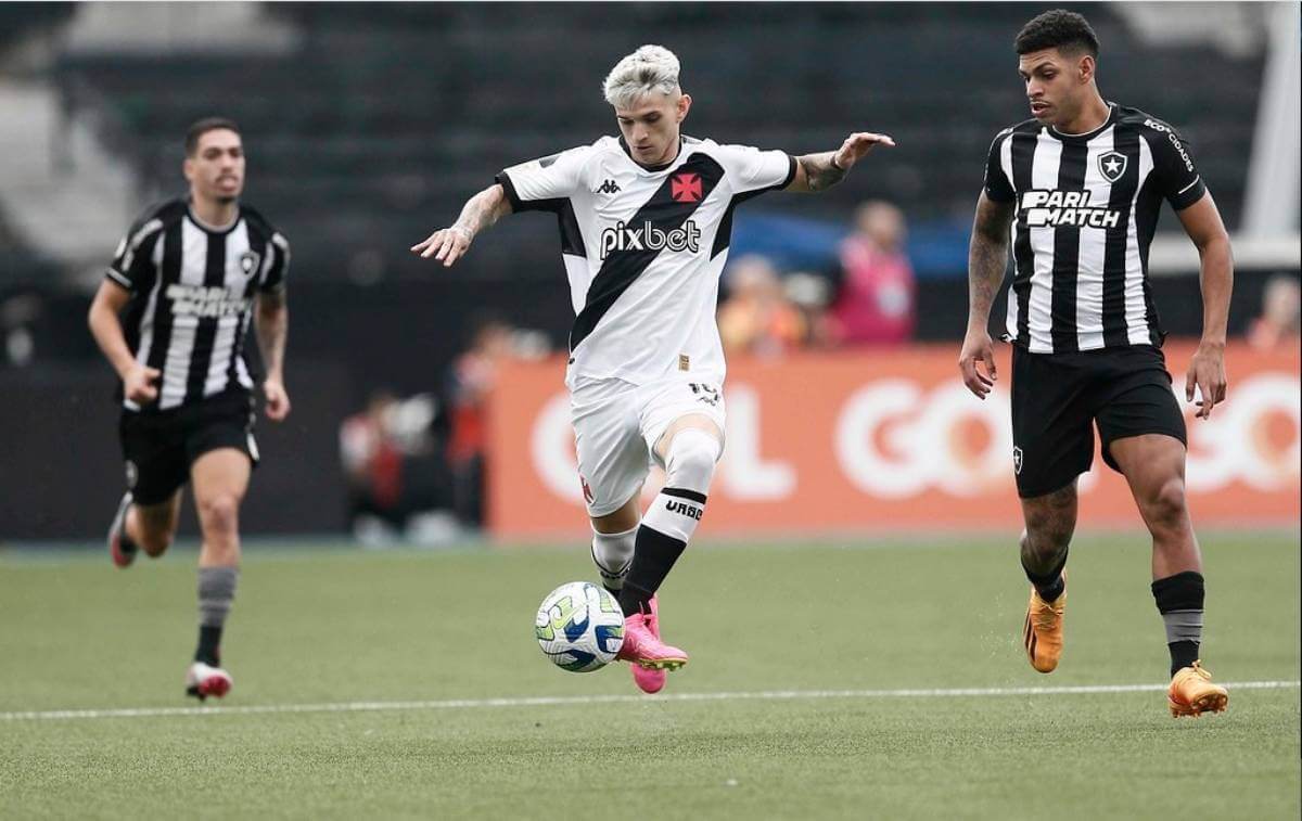 Orellano durante o jogo contra o Botafogo