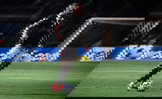 Paulo Henrique em ação pelo Vasco contra o São Paulo