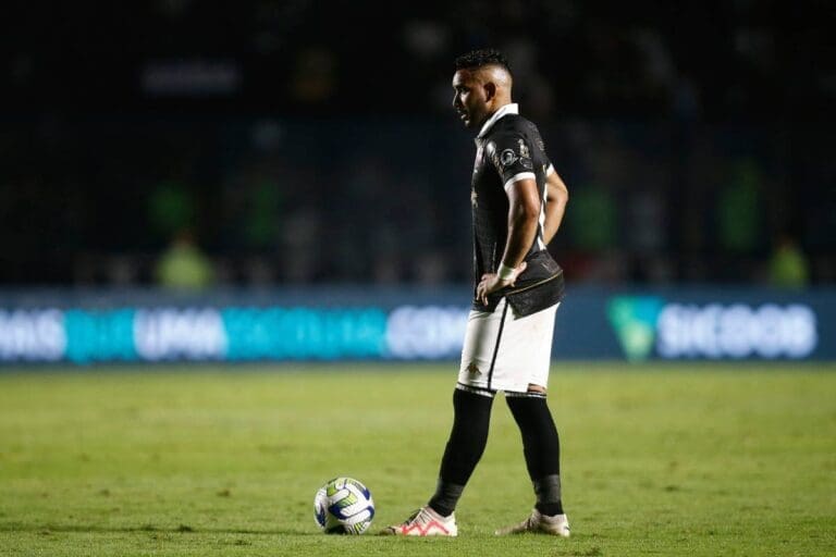 Payet em jogo contra o América-MG