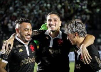 Payet, Praxedes e Marlon Gomes