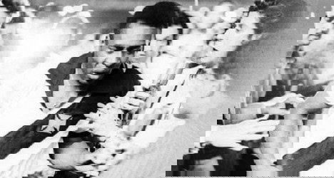 Jogador do Vasco sendo aplaudido.jpg.