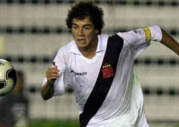 Philippe Coutinho em ação pelo Vasco em 2009